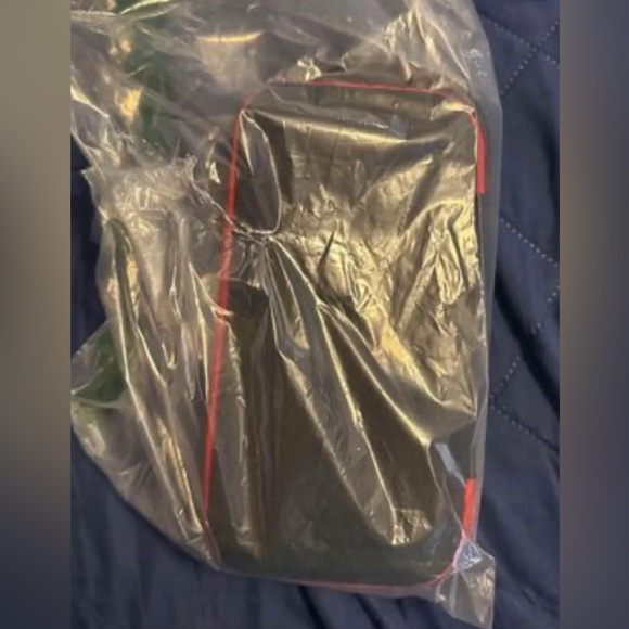 Nintendo Switch Case/container Black/red Video game shell case - New - Picture 3 of 3